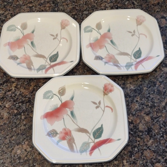 3 Mikasa 🌺 Salad Plates Silk Flowers Japan vintage discontinued - Picture 2 of 6
